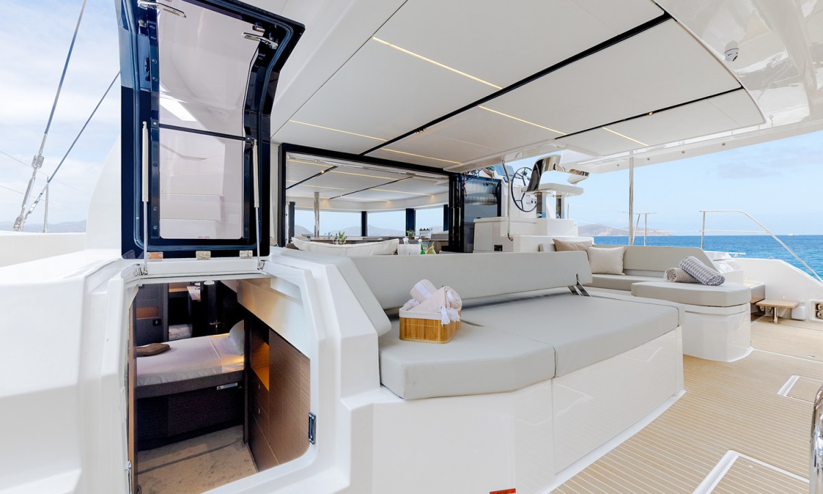 Moorings 5200 avec équipage