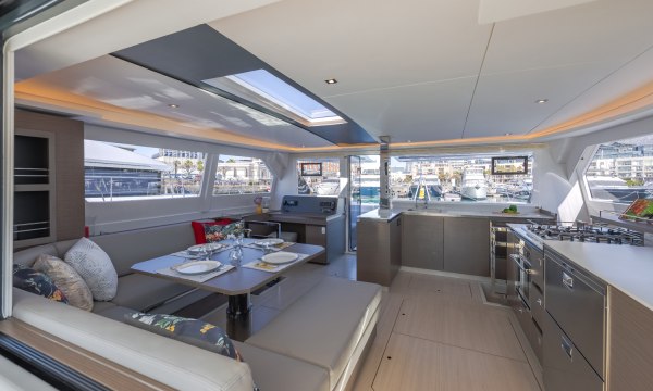 Moorings 5000 Crewed Yacht