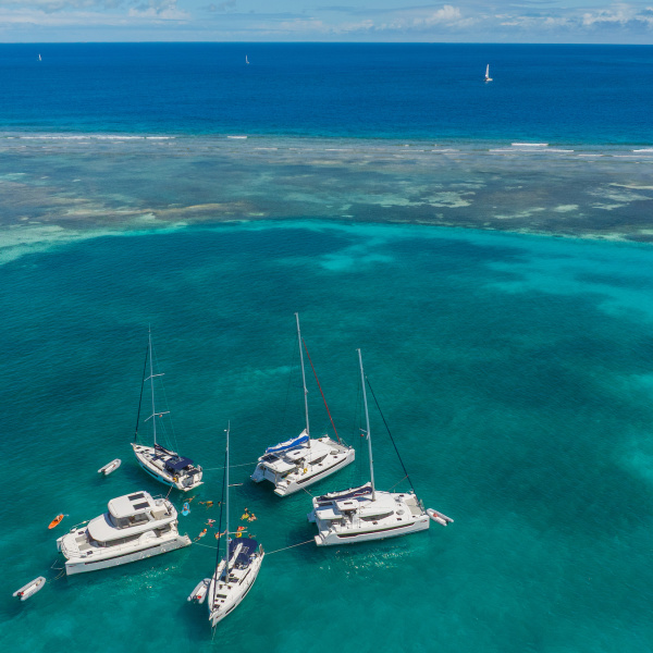 Über uns – The Moorings Yacht Brokerage