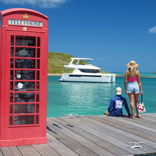 Über uns – The Moorings Yacht Brokerage