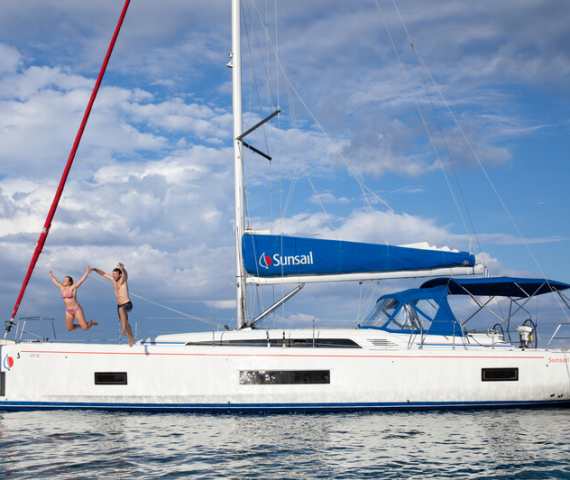 Zeilboot huren en zeilvakanties