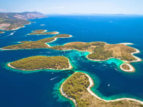 Voir les e-guides de navigation The Moorings