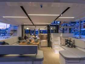 View Cruising Guides