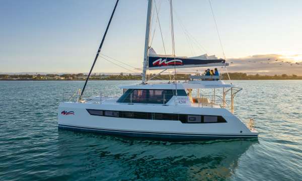 Moorings 4200 – 4 cabines