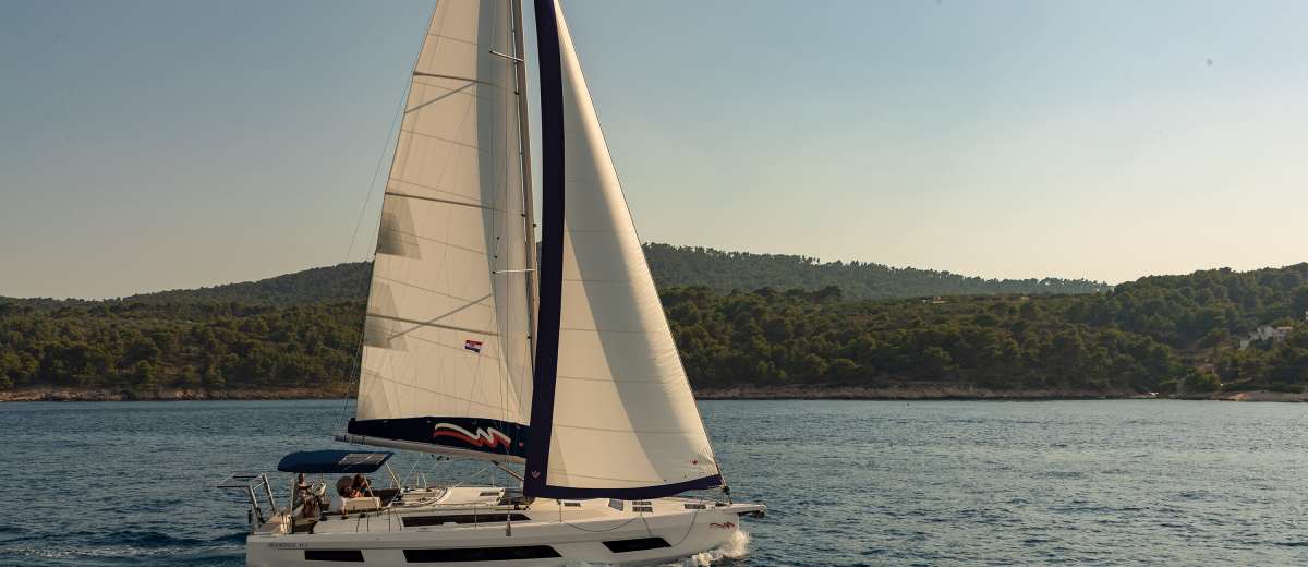 Moorings 44.3 - sailing