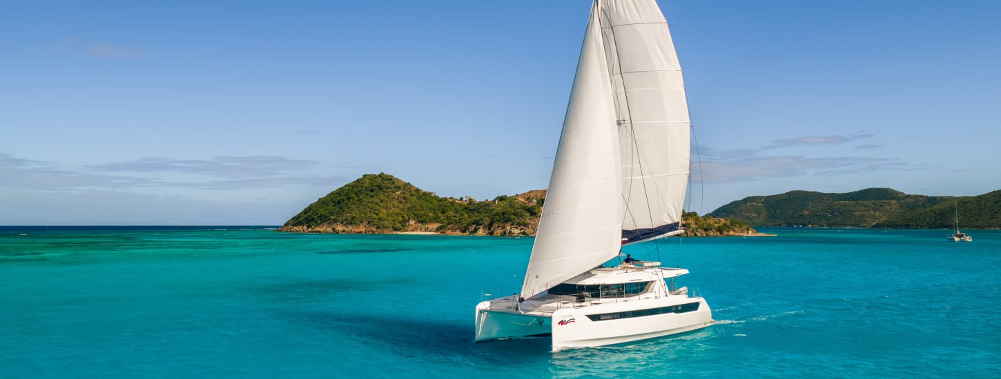 Moorings 5200 – 5-Cabinas