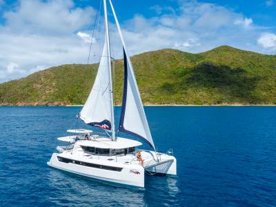 Moorings 4600 Crewed – 4 cabines