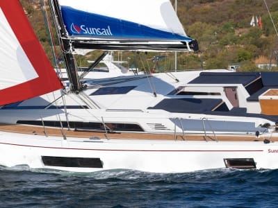 Sunsail 51.1