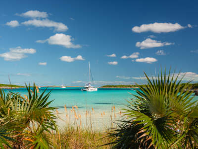 Moorings Yacht im Meer in den Bahamas, Exumas