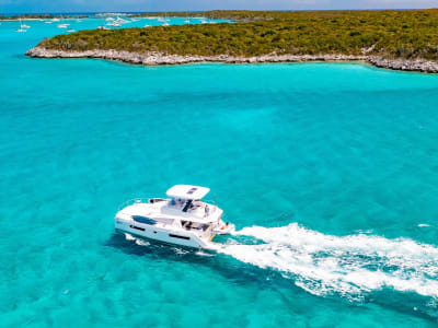 Moorings power catamaran in the Bahamas