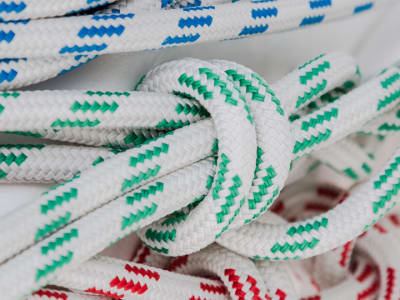 Essential sailing knots