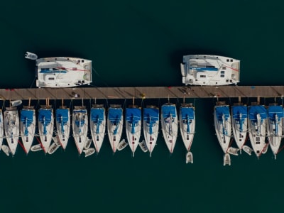 01_Boats in a row