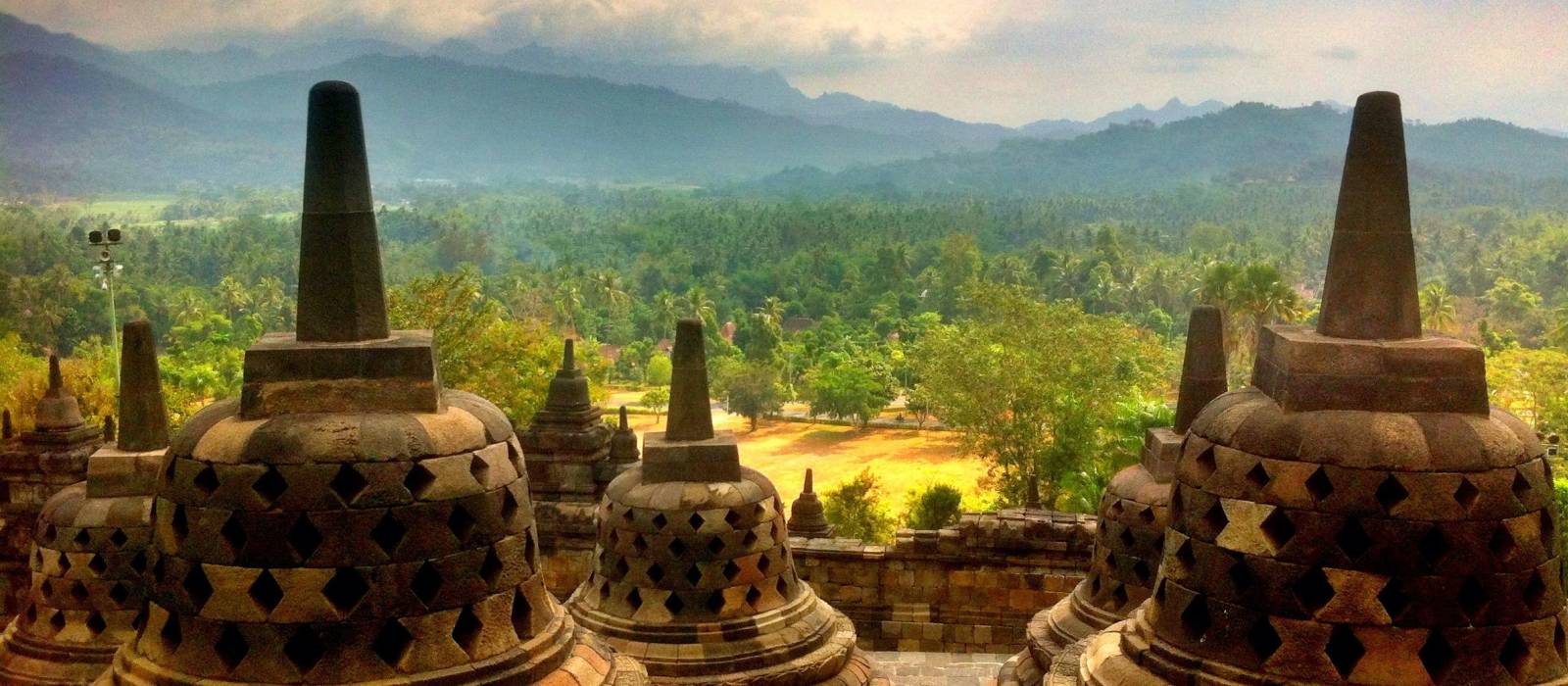 Borobudur Tours & Indonesia Trip | Enchanting Travels