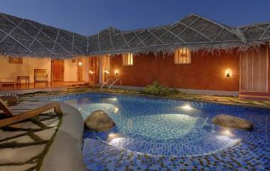 Auu00dfenansicht der Evolve Back Kuruba Safari Lodge in Nagarhole, Su00fcdindien