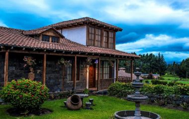 Auu00dfenansicht vom Hotel Hosteria La Andaluza, Riobamba in Ecuador/Galapagos