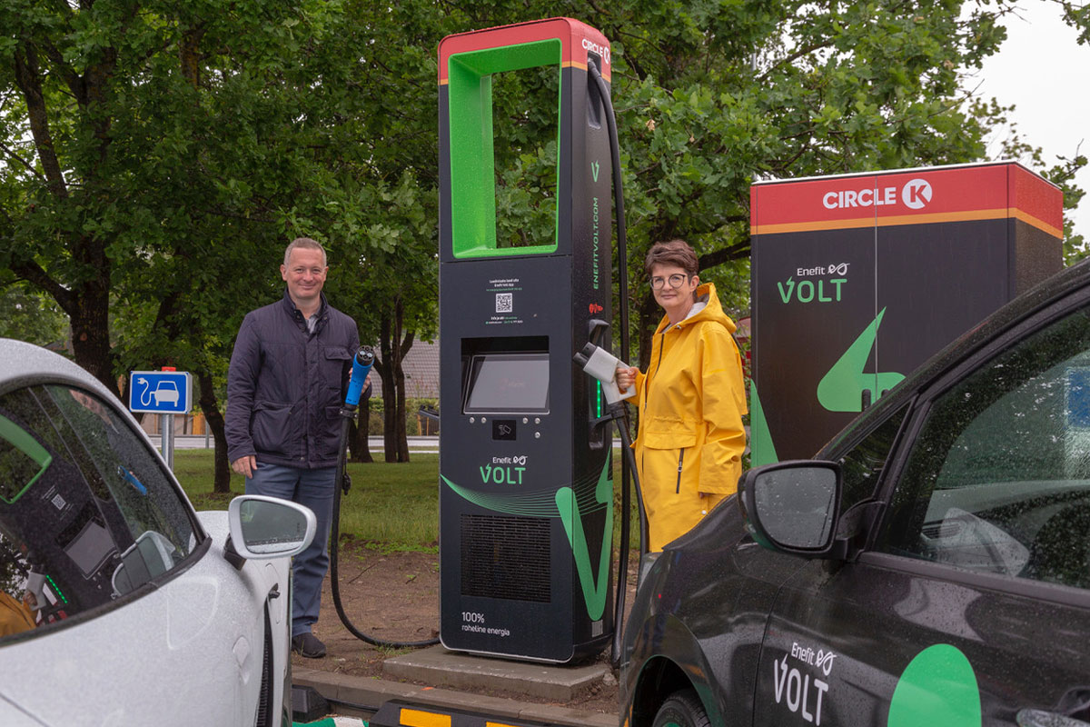 Circle K and Enefit Volt opened the first joint ultra-rapid electric car charger in Laagri