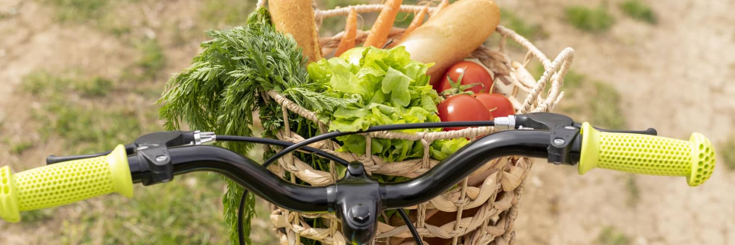 panier de légumes sur un vélo