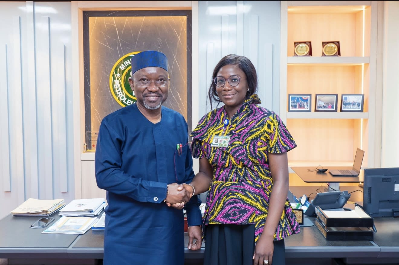 Honourable Minister of State for Petroleum Resources (Gas), Minister Ekperikpe Ekpo with Special Adviser to the President on Energy, Mrs Olu Verheijen