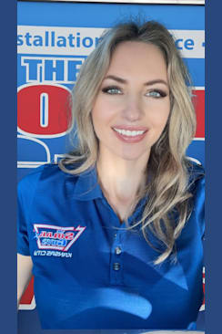 Team Member Cassie Oslin, Customer Outreach Specialist