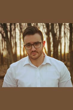 Team Member Adam Tourlakes, Sales Representative