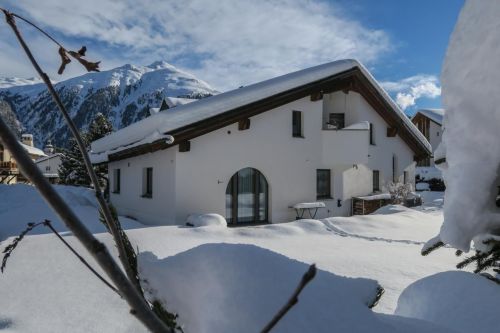 Chesa Valetta Giger, ÖV inklusive