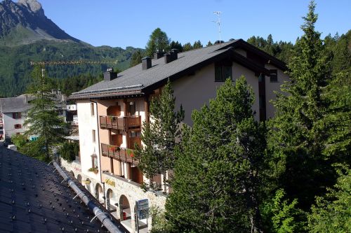 Aparthotel Pöstli