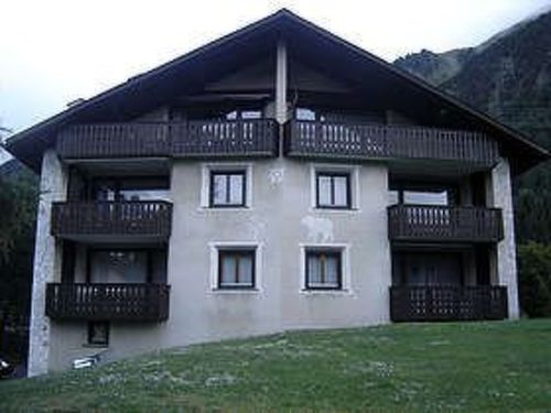 Chesa da l'Uors