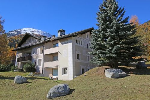 70 - Chesa Merla La Punt