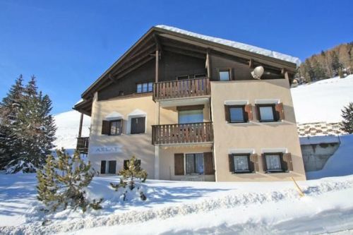 44 - Chesa Arlas Zuoz