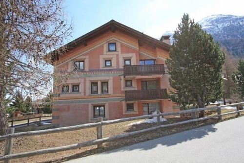 53 - Chesa Ladina La Punt Chamues-ch