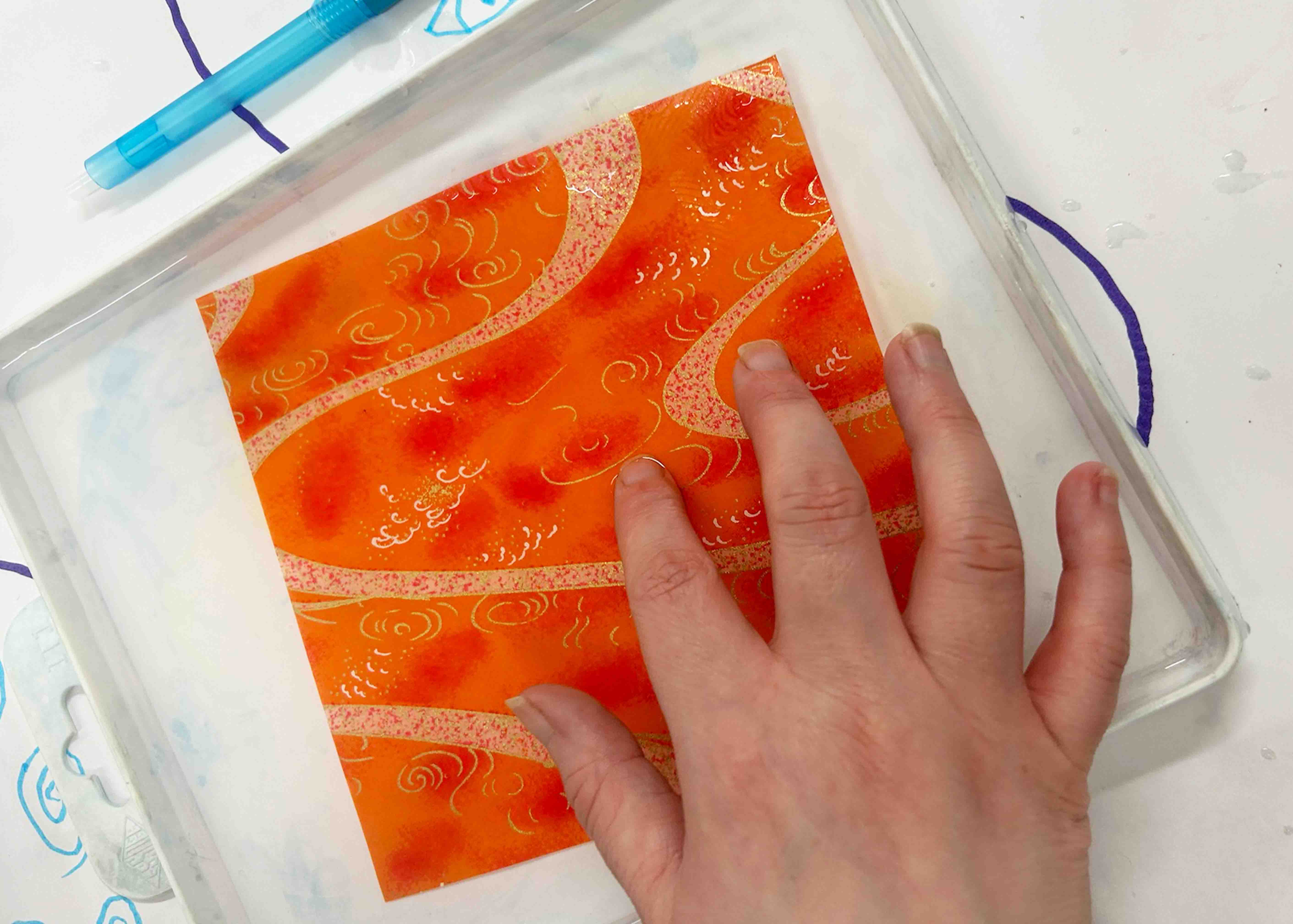 Hand creating pattern