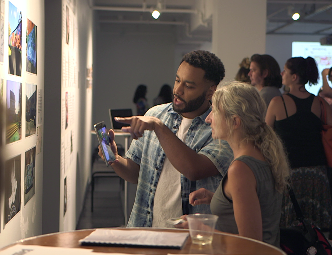 Stanley Dominique, 2017–2018 CMAP cohort, demonstrates his civic AR project.