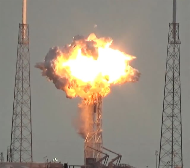 VIDEO: SpaceX Booster Burns on Pad, Media Explodes
