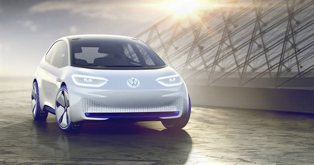 Volkswagen Debuts Electric Vehicle Concept with 373-Mile Range