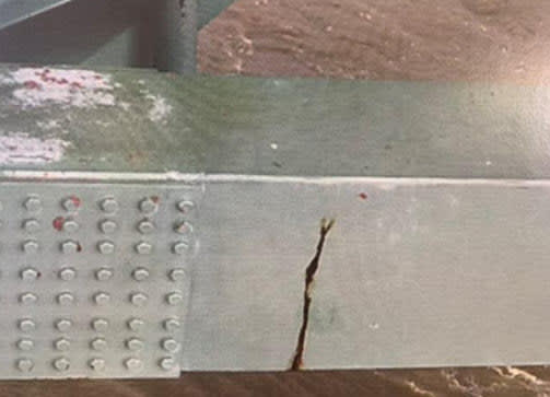 Crisis Averted as Bridge Inspectors Discover Fracture in Hernando de Soto Bridge in Arkansas