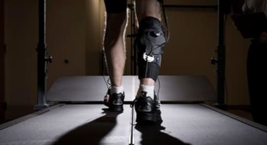 Soft Robotic Exosuit Helps Stroke Survivors Rehabilitate