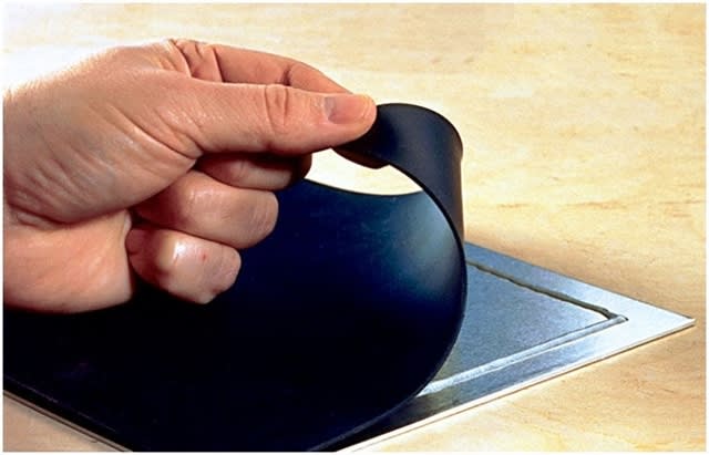 Selecting the Best Glue to Bond Metal to Plastic
