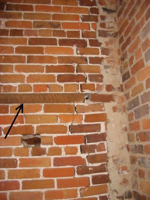 Timber_Frame_-_Brick_Infill_kdf8sy.jpg