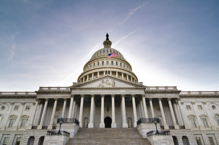 U.S._Capitol_Building_01_y3sens.jpg