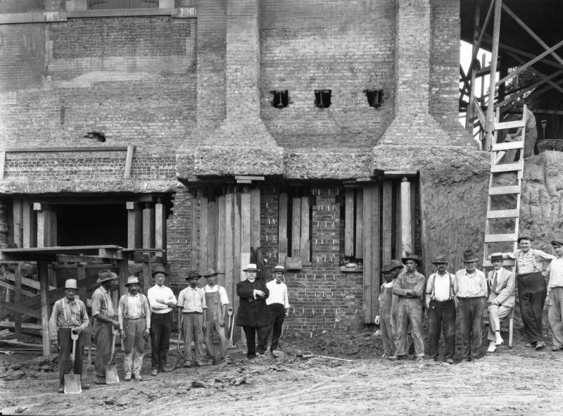 Exterior_historical10_dp9zpb.jpg