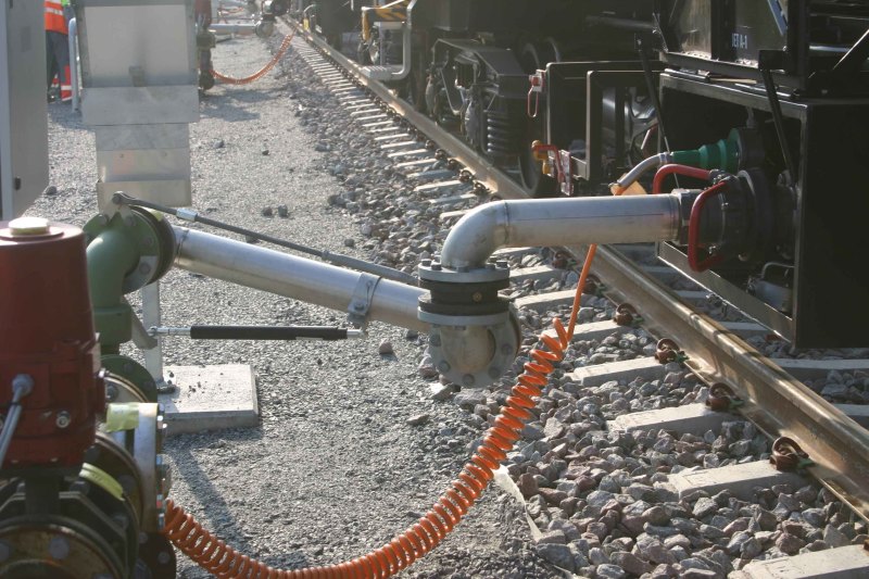 Train_204_si7dwk.jpg