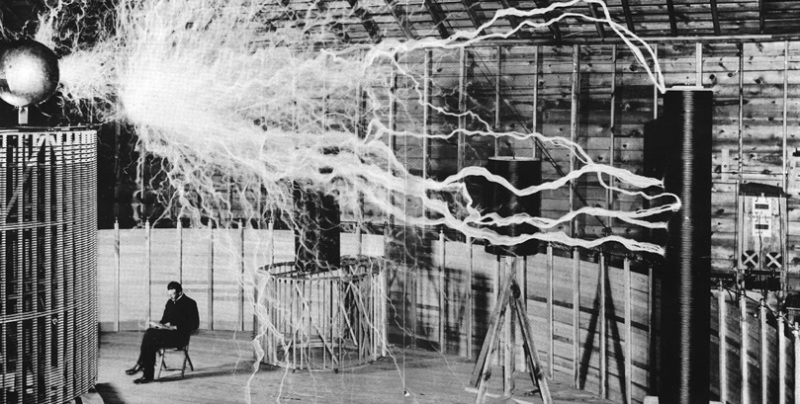 Tesla_sjbk1i.jpg