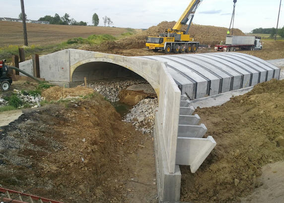 bridge_with_wing_walls_ljrpmo.jpg