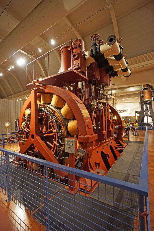 Edison_Steam_Engine_Generator_02_fejgk9.jpg
