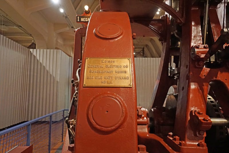 Edison_Steam_Engine_Generator_03_agpfnb.jpg