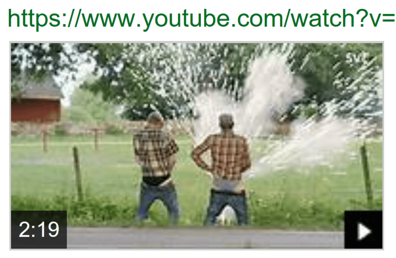 Uti_b%C3%B6gda_Pee_on_Fence_1_kuqzhq.png