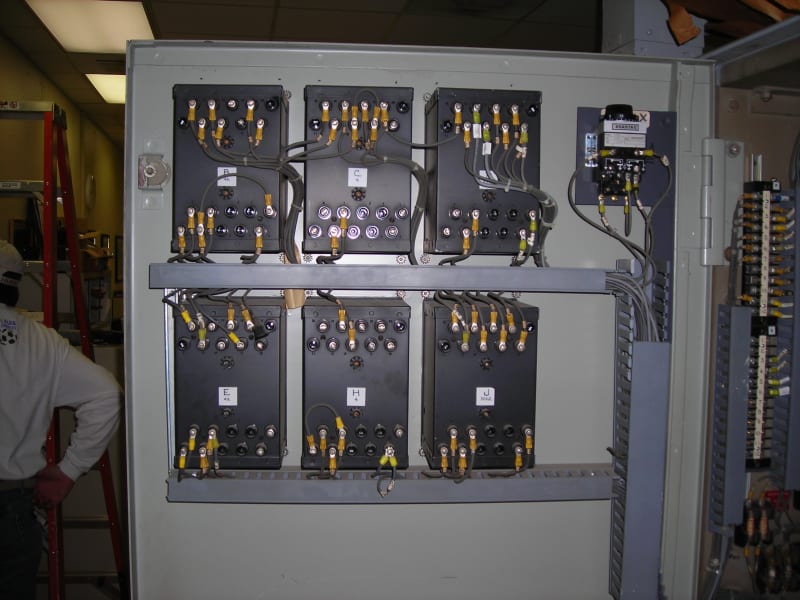 EM_Relay_Rear_-_Copy_dnijix.jpg