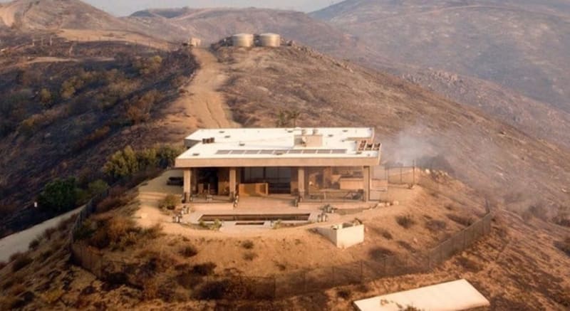 House_1_vzeerw.jpg