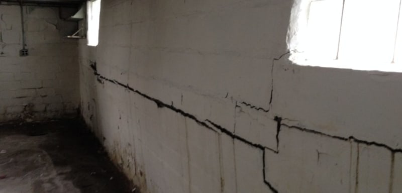 basement_wall_v9xisq.jpg