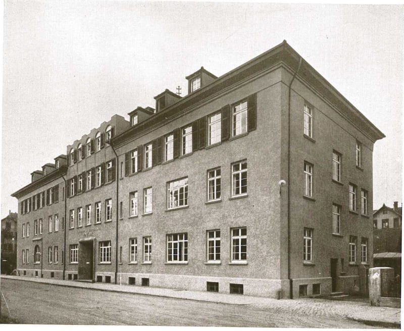 The_Biberach_administration_building_of_the_OEW_in_1928_seujzl.jpg
